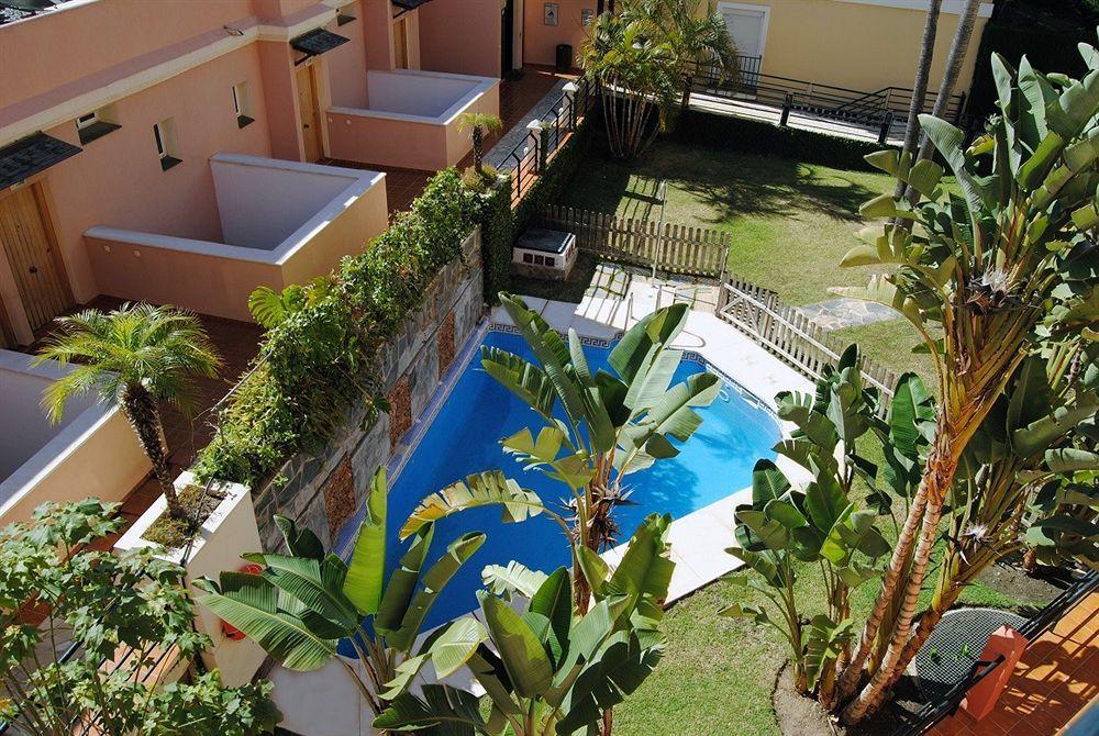Apartamentos Turísticos Añoreta Rincón de la Victoria Exterior foto